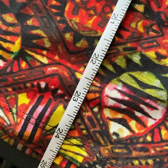 LuLaRoe Women’s Size L Colorful Geometric Pattern Skirt Cassie - Picture 10 of 11